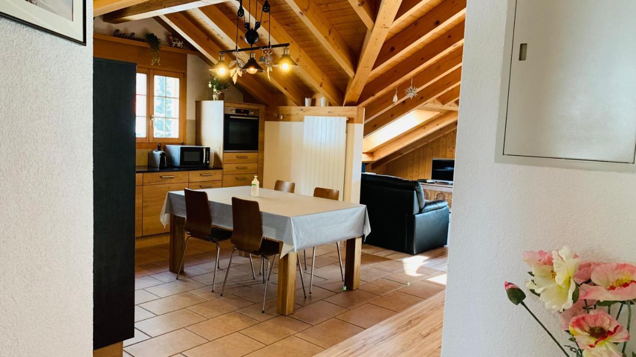 Ferienwohnung Talhaus ラウターブルンネン エクステリア 写真